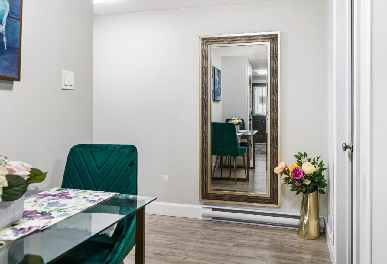 One Bedroom Apartment Moncton North ! Exteriér fotografie
